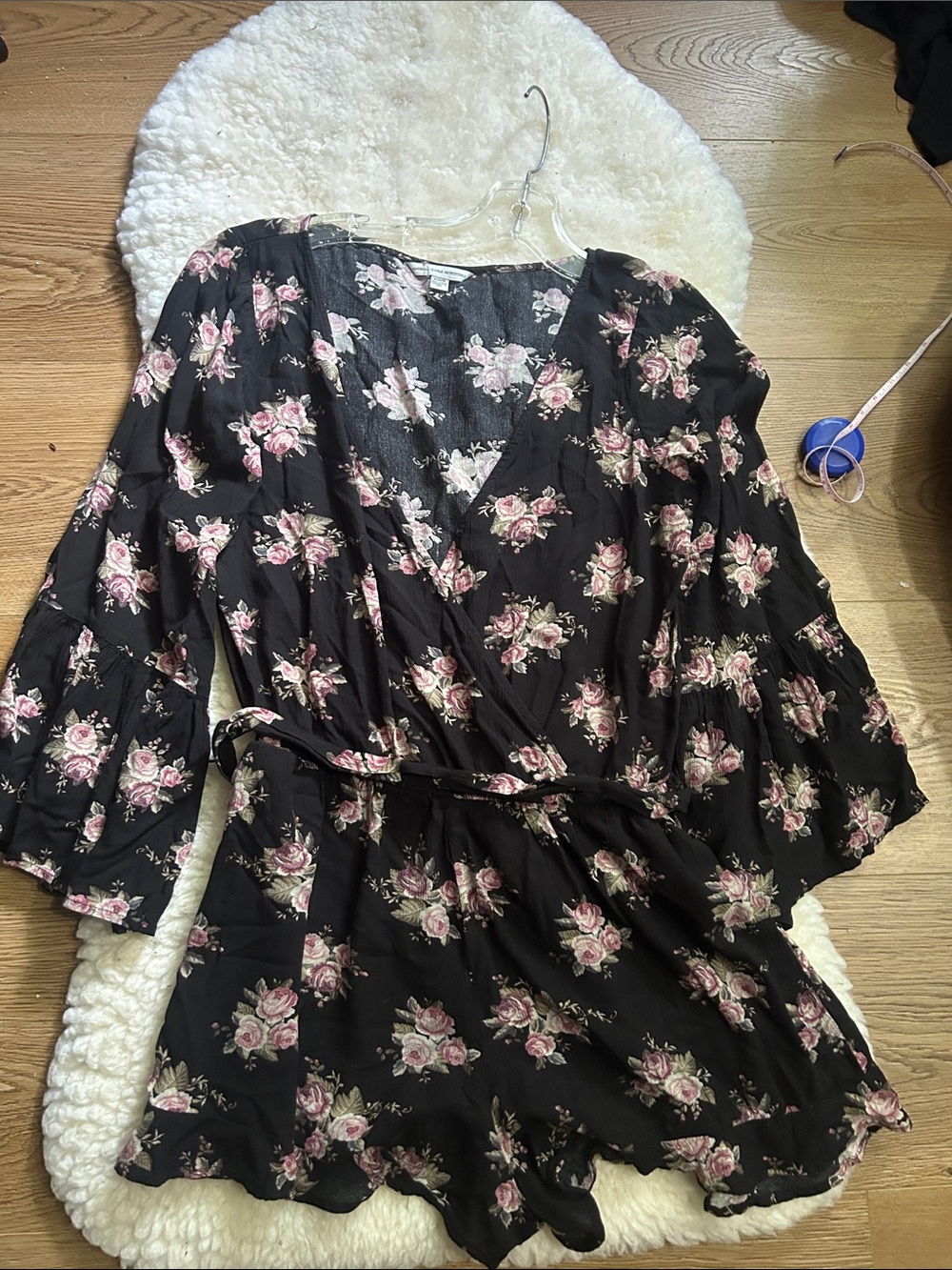 23” Ptp 16”-19” waist American Eagle Outfitters Black Romper with Pink Rose